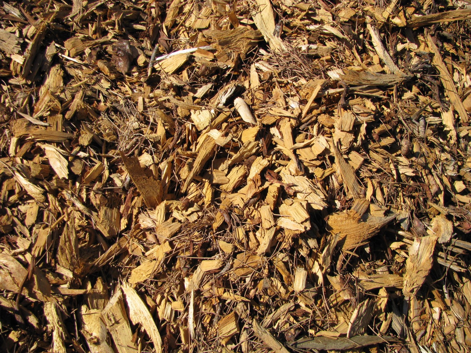 Premium Hardwood Mulch - Triple Ground - Image 1